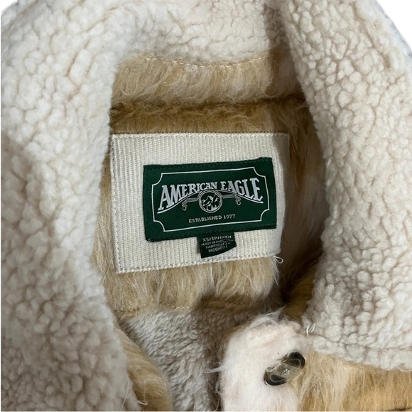 American Eagle plaid tan cream oversized sherpa lined button down sweater jacket - Picture 9 of 9